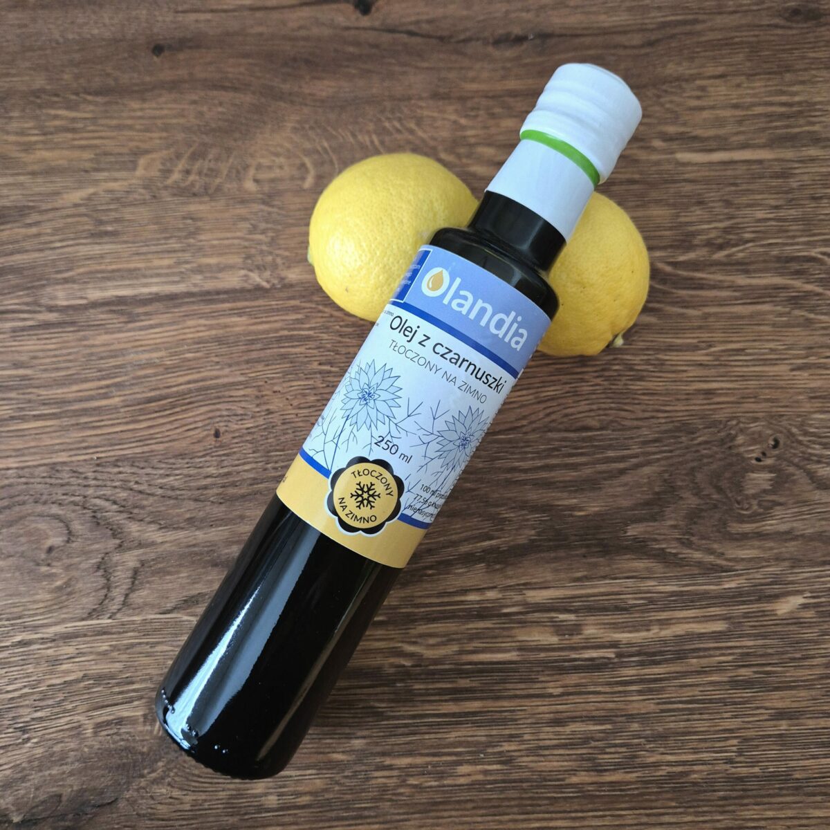 Ekologiczny olej z czarnuszki tłoczony na zimno