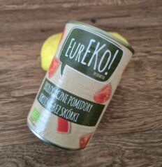 Ekologiczne pomidory krojone ez skórki